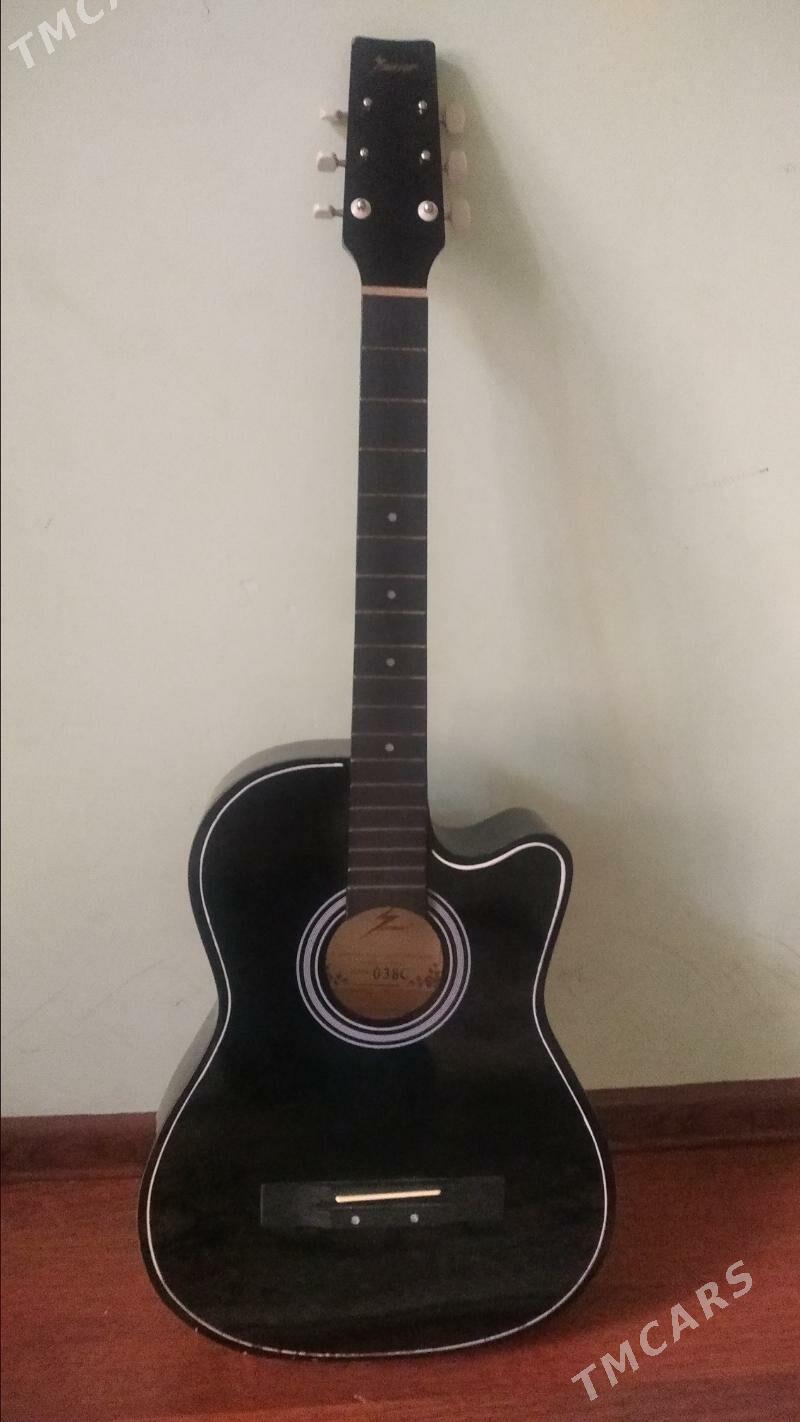 Gitara - Howdan "W" - img 1