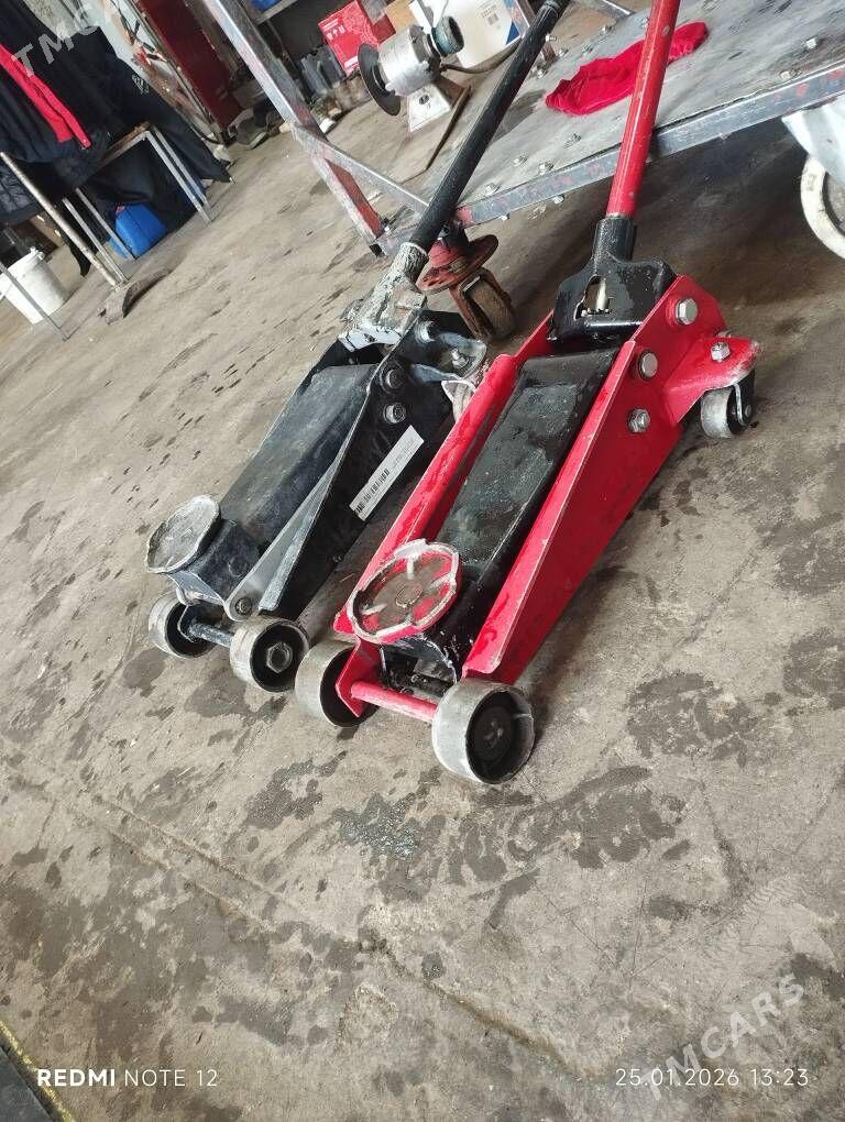 Damkrat 3 ton - Арзув - img 1