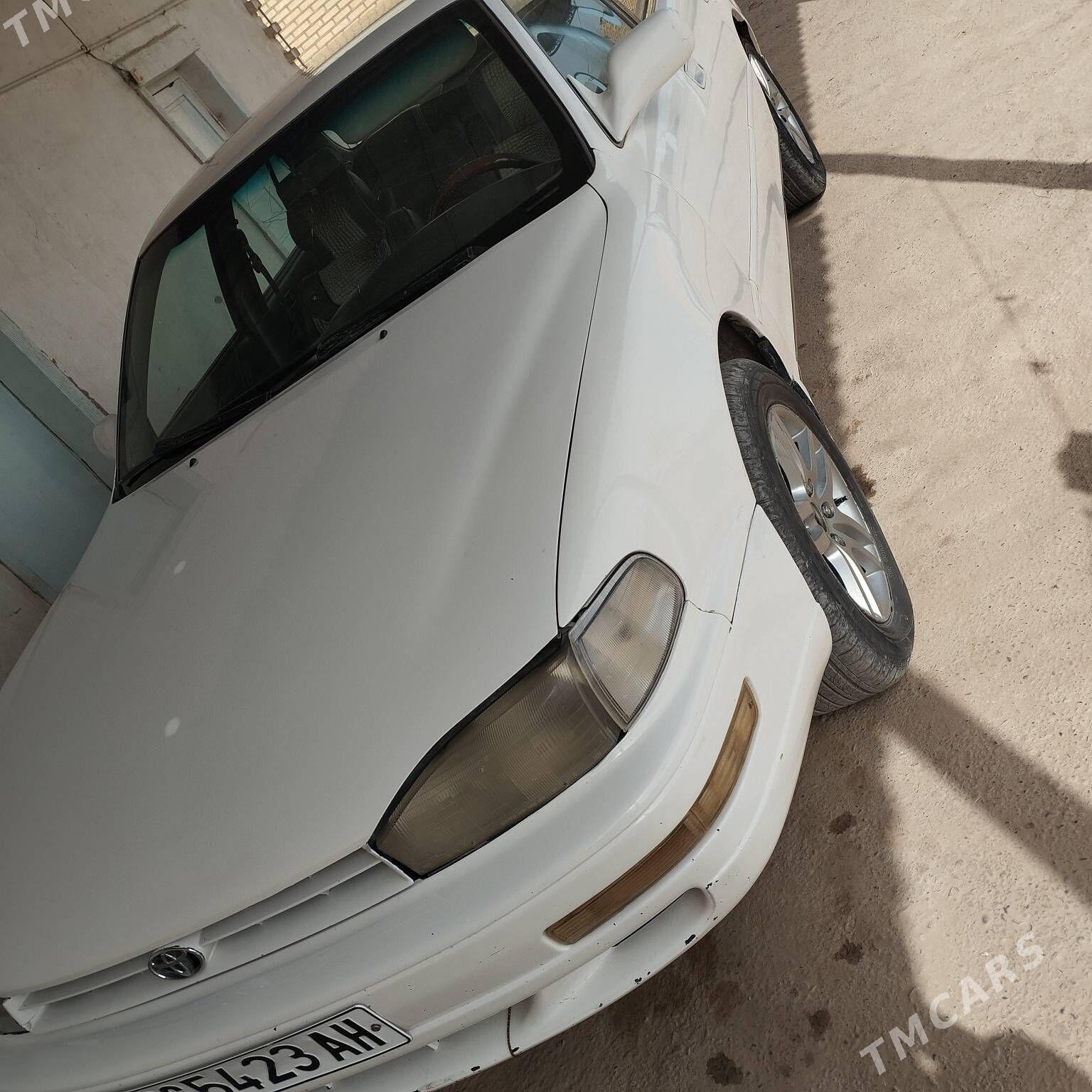 Toyota Camry 1993 - 95 000 TMT - Серахс - img 1