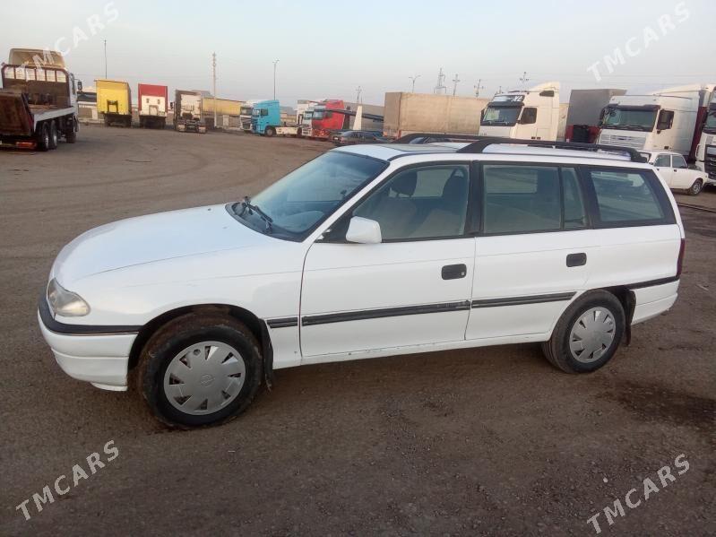 Opel Astra 1993 - 55 000 TMT - Мары - img 1