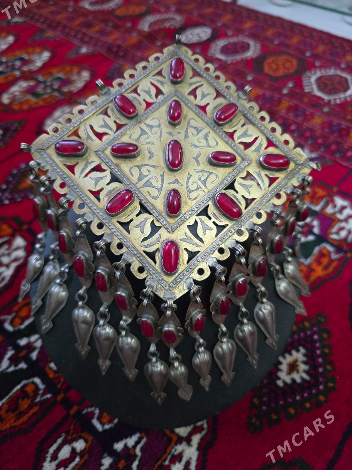 Kümüş gül ýaka . - Türkmenabat - img 1