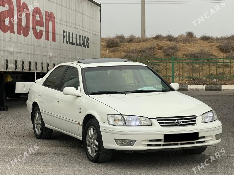 Toyota Camry 2000 - 177 000 TMT - "Altyn Asyr" Gündogar bazary (Jygyllyk) - img 1
