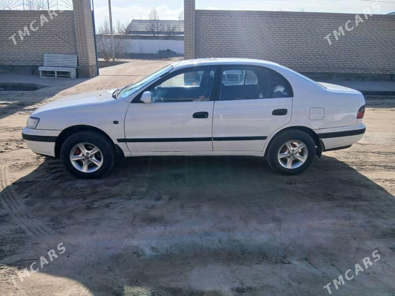 Toyota Carina 1993 - 100 000 TMT - Кёнеургенч - img 1