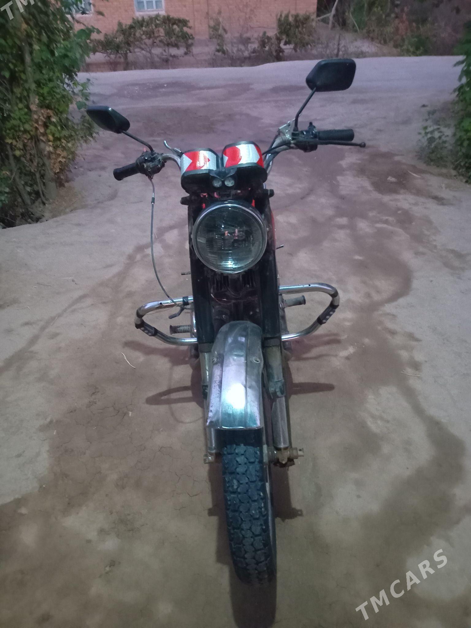 Iž Ýupiter 2019 - 6 000 TMT - Kerki - img 1