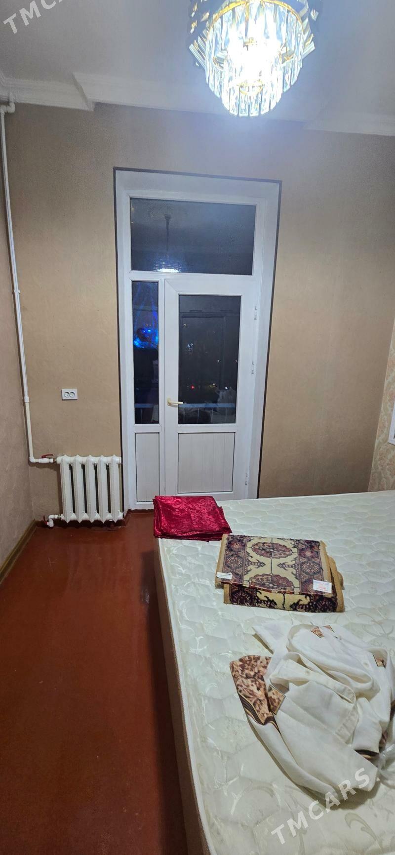 Аренда ЗОмкр. 3 ком. 2 этаж - 30 mkr - img 1