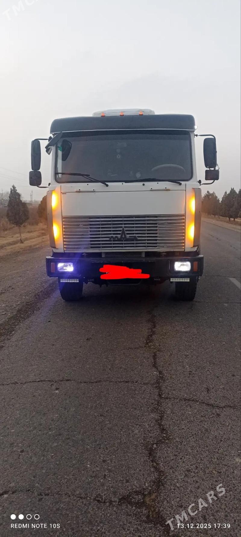 Maz Samosval 2015 - 600 000 TMT - Фарап - img 1