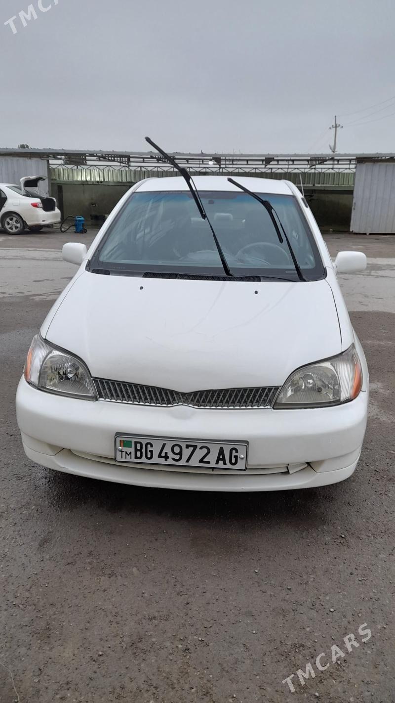 Toyota Echo 2002 - 70 000 TMT - Büzmeýin - img 1