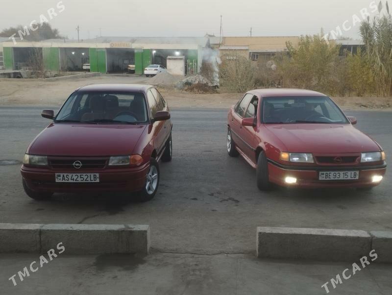 Opel Astra 1992 - 35 000 TMT - Чарджоу - img 1