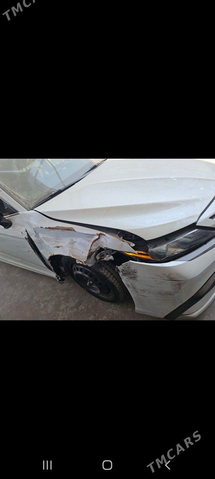 Toyota Camry 2021 - 470 000 TMT - 8 mkr - img 1