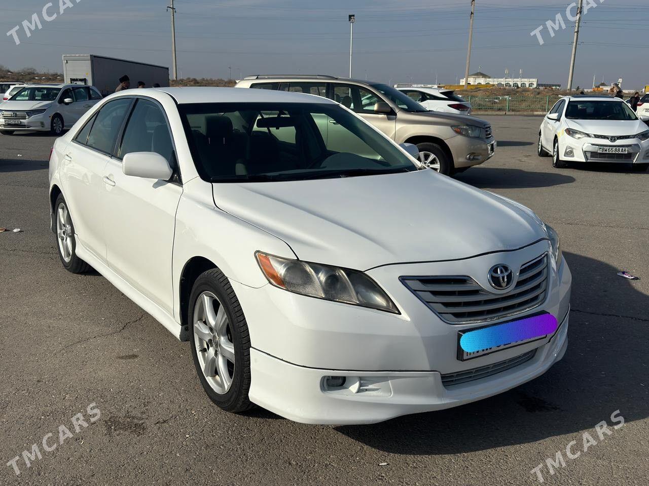 Toyota Camry 2007 - 170 000 TMT - 9 mkr - img 1