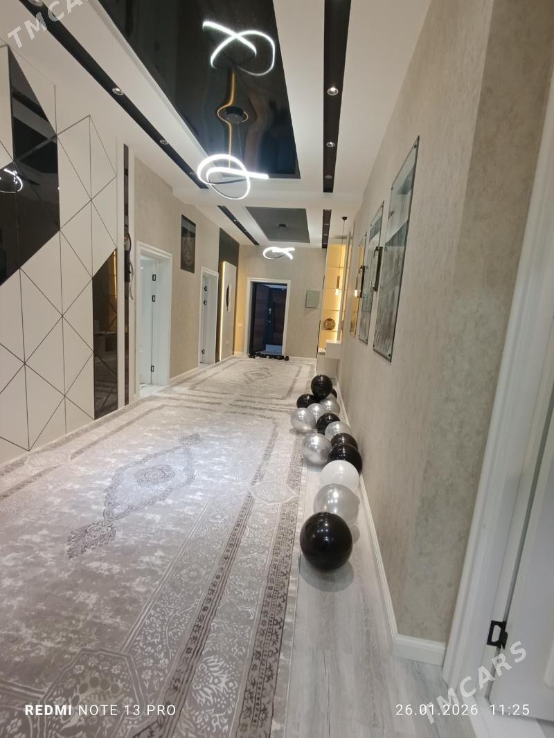 arenda jay - Mary - img 1