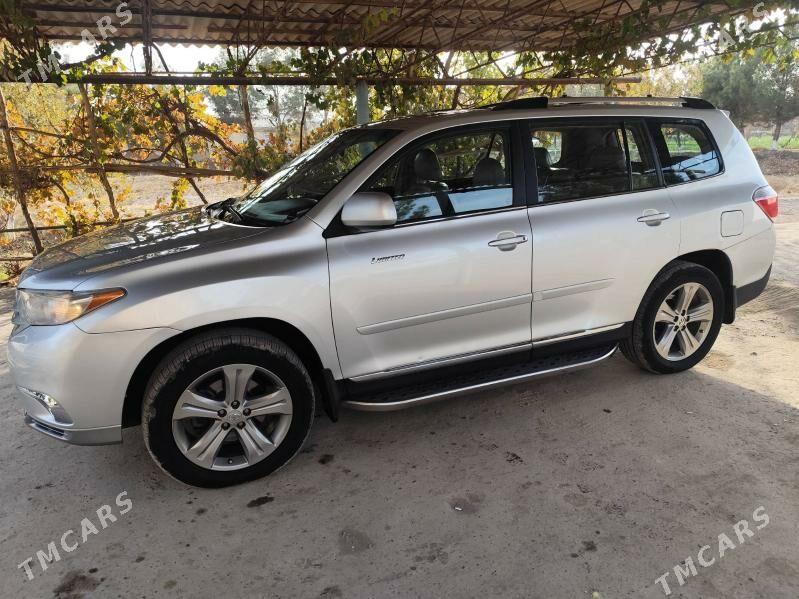 Toyota Highlander 2012 - 320 000 TMT - Dänew - img 1