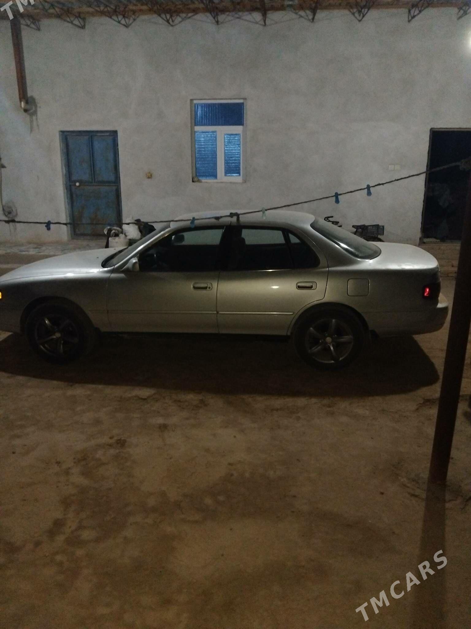 Toyota Camry 1996 - 120 000 TMT - Туркменабат - img 1