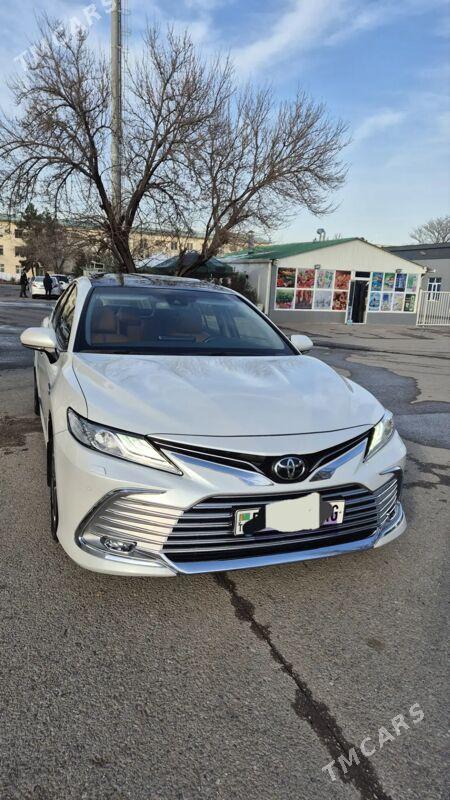 Toyota Camry 2023 - 646 000 TMT - 9 мкр - img 1