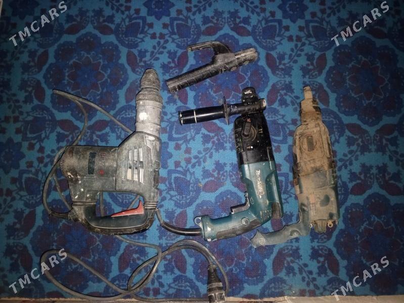 drel - Gurbansoltan Eje - img 1