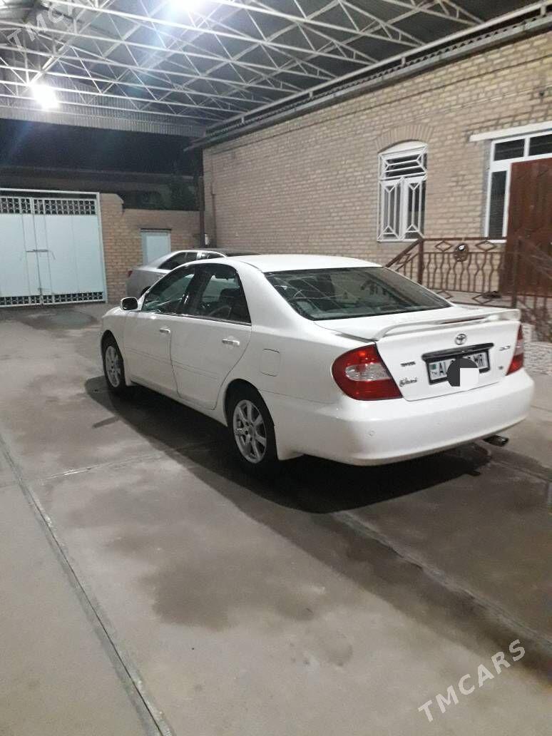Toyota Camry 2002 - 140 000 TMT - Мары - img 1