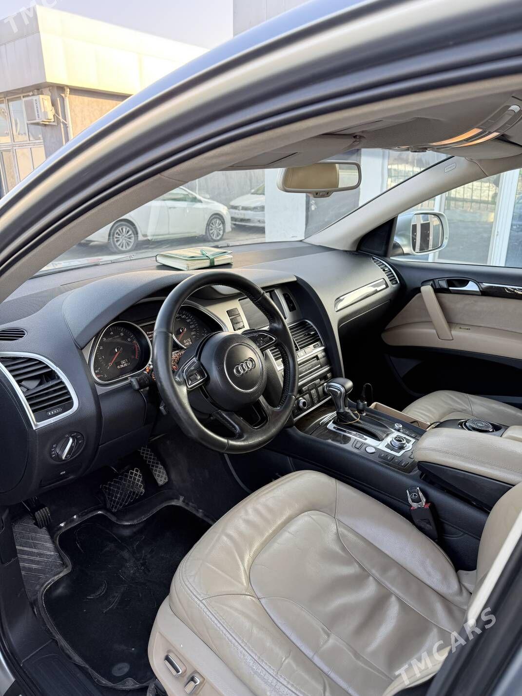 Audi Q7 2011 - 200 000 TMT - Теджен - img 1