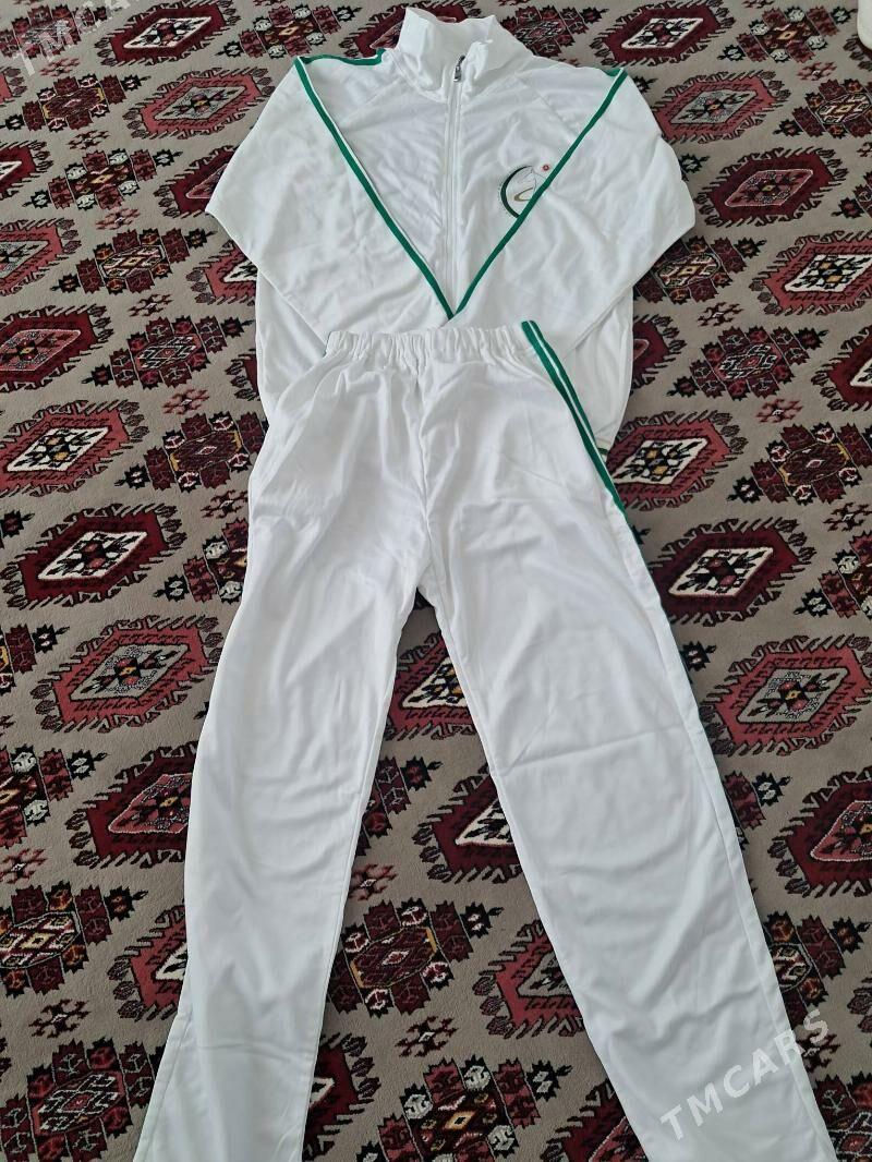 bedenterbiye mekdep uniformasy - Балканабат - img 1