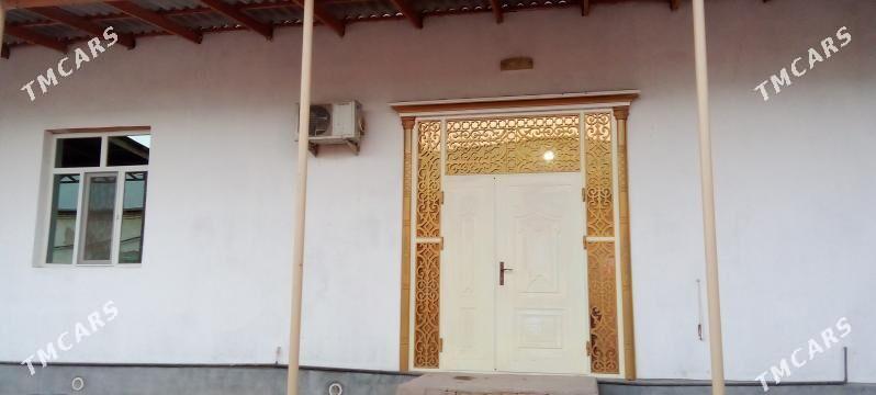 Сатлык жай - Гурбансолтан Едже - img 1