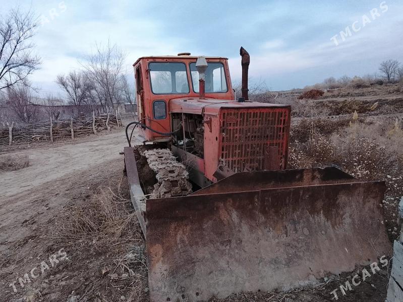MTZ 80 1993 - 20 000 TMT - Boldumsaz - img 1