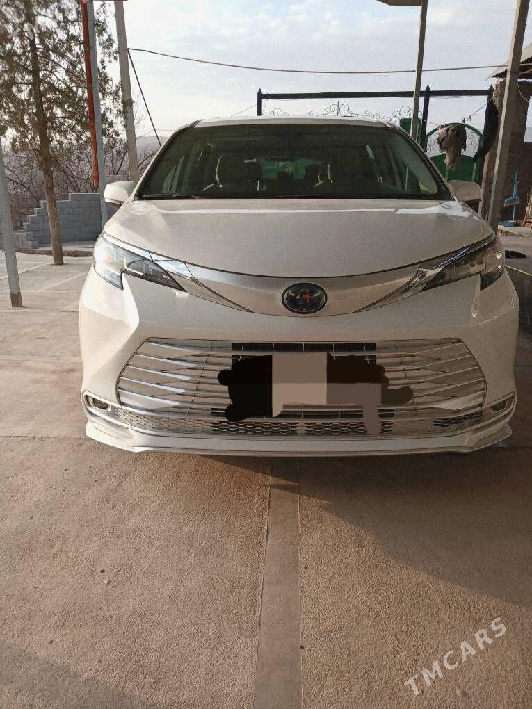 Toyota Sienna 2022 - 455 000 TMT - Köýtendag - img 1
