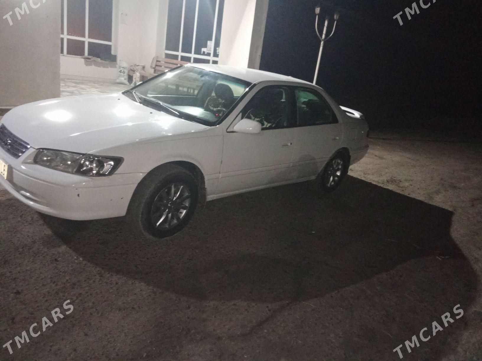 Toyota Camry 1999 - 142 000 TMT - Farap - img 1