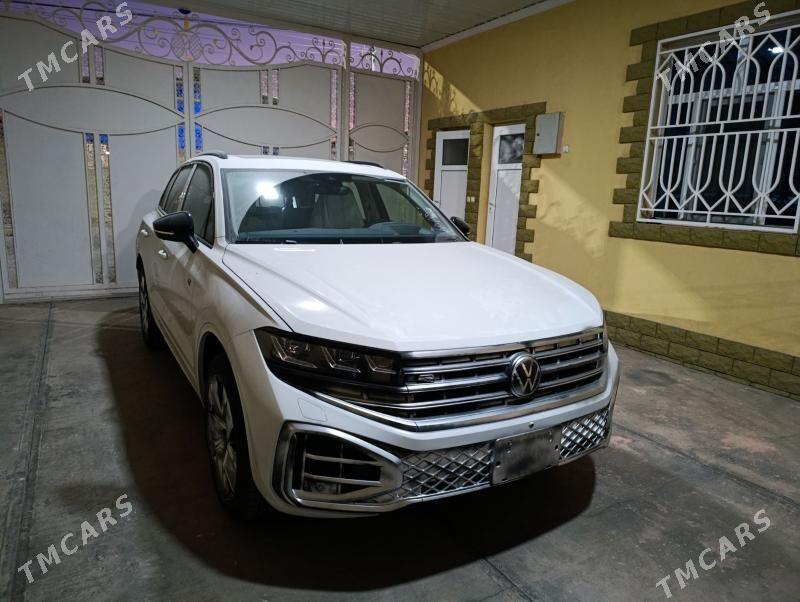 Volkswagen Golf R 2025 - 2 290 000 TMT - Ашхабад - img 1