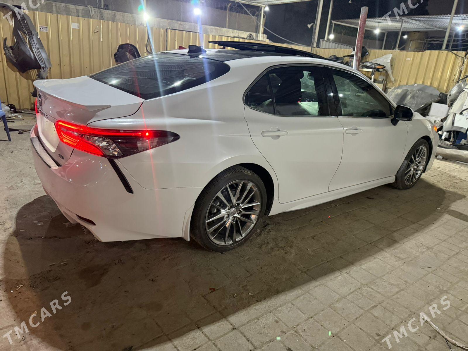 Toyota Camry 2022 - 270 000 TMT - Ашхабад - img 1