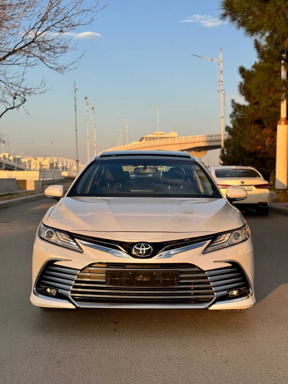 Toyota Camry 2022 - 630 000 TMT - Ашхабад - img 1