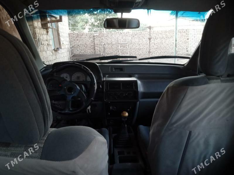 Mitsubishi Chariot 1994 - 25 000 TMT - Tejen - img 1