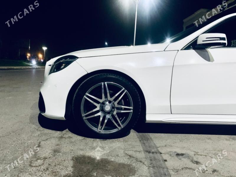 Mercedes-Benz E-Class 2015 - 452 000 TMT - Керки - img 1