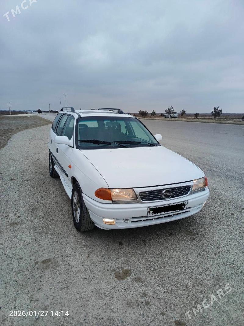 Opel Astra 1995 - 60 000 TMT - Бахарден - img 1