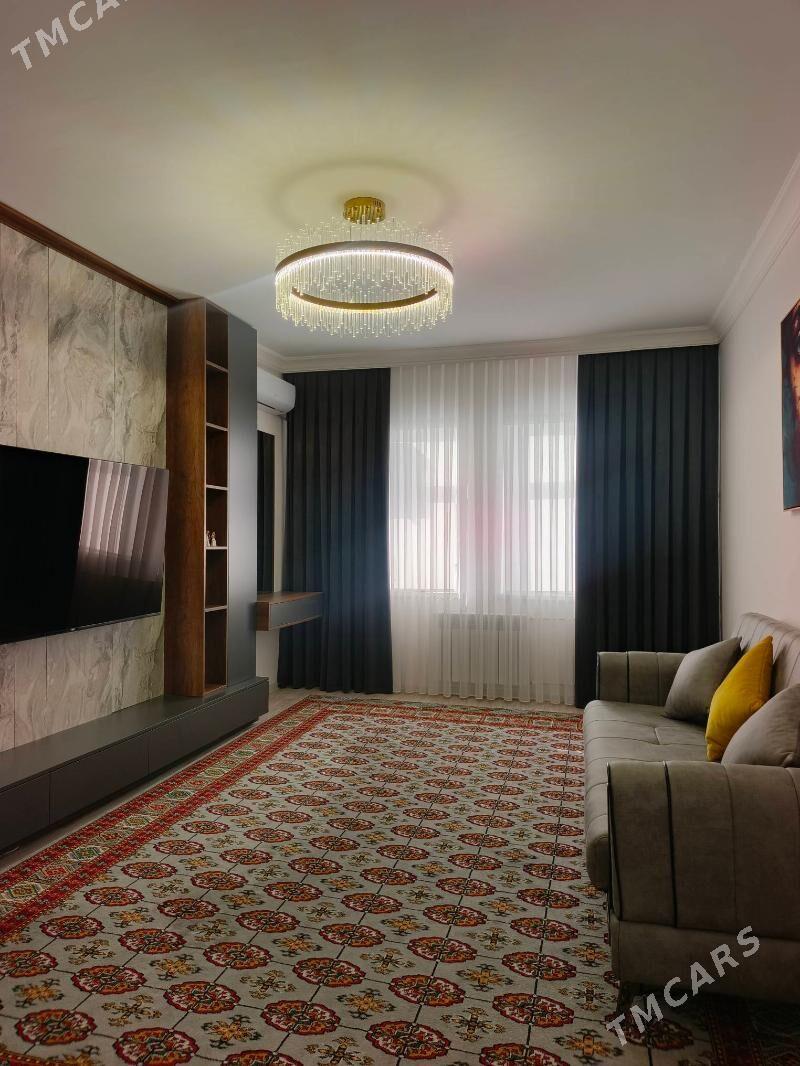 Satlyk Elitka - Mary - img 1