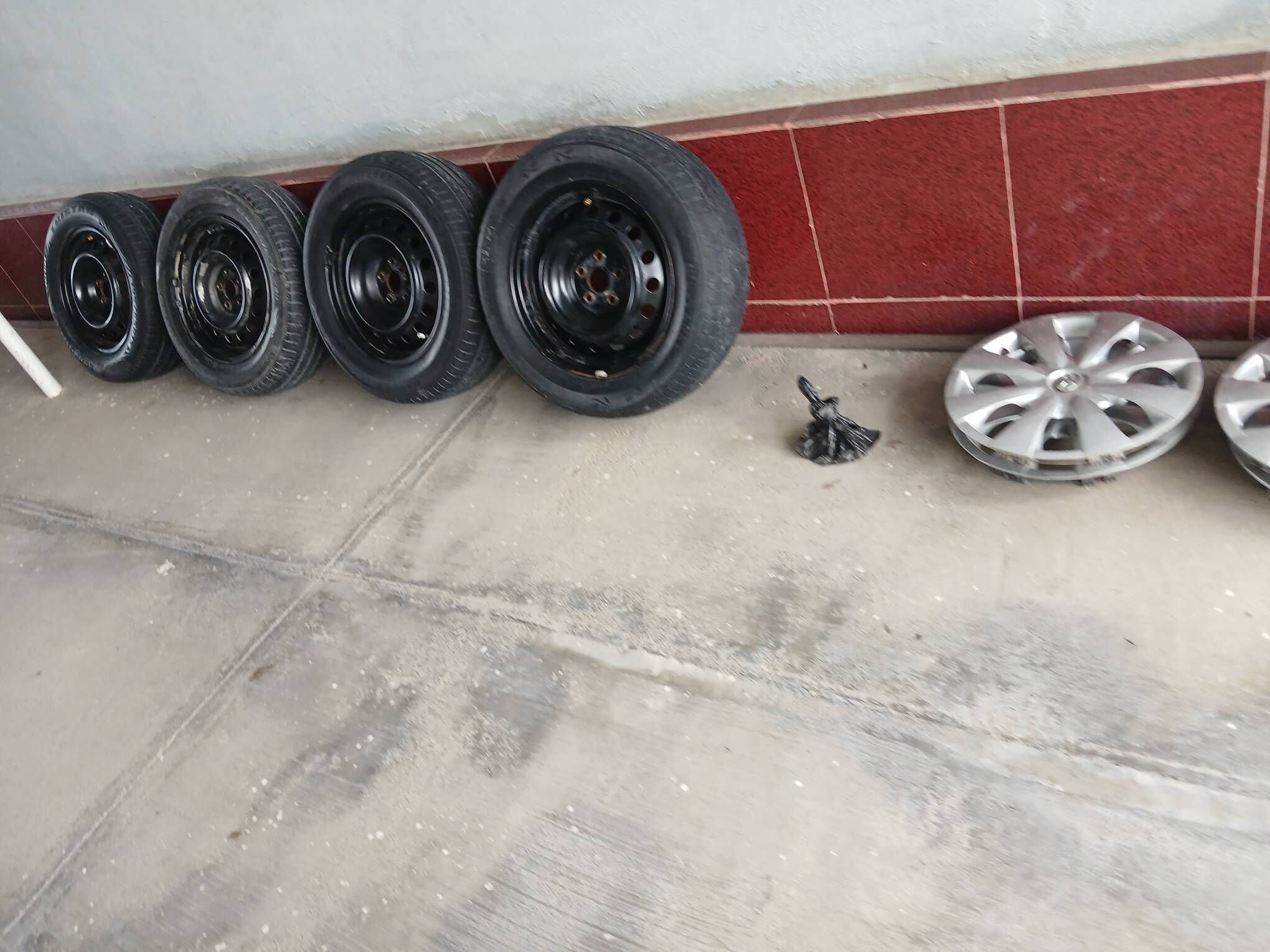 karolla 15 radnoy teker 1 500 TMT - Gökdepe - img 1