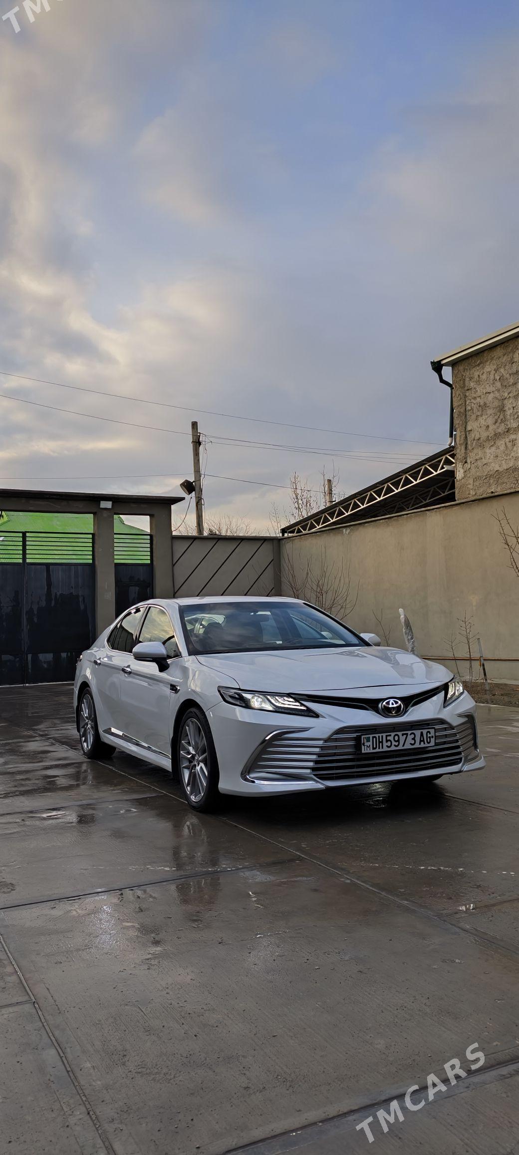 Toyota Camry 2022 - 237 000 TMT - Aşgabat - img 1