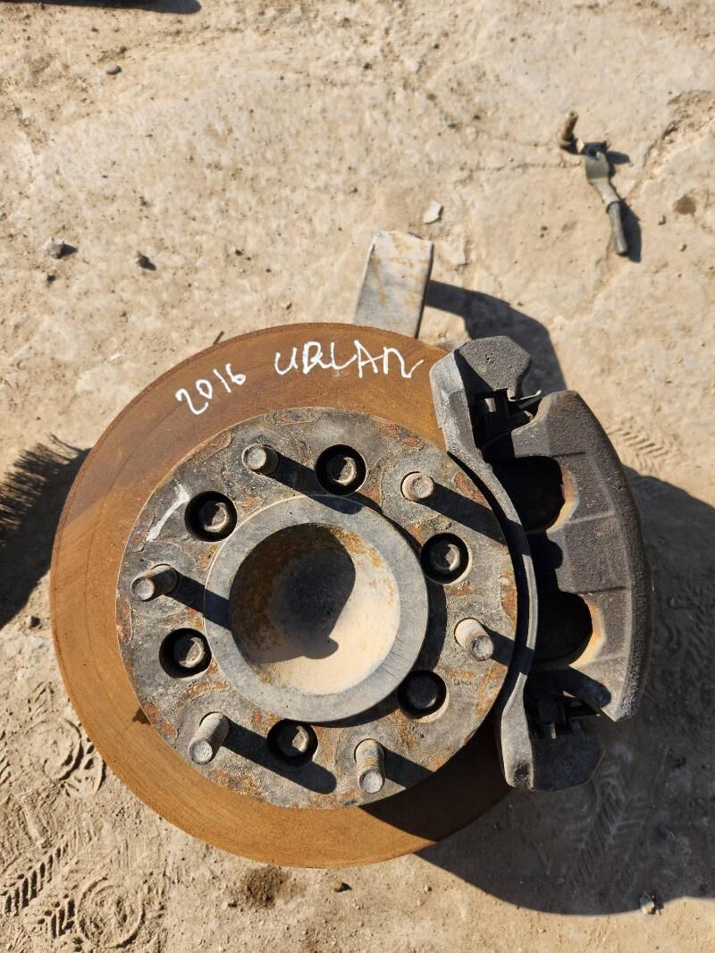 Nissan urwan zapjas 1 000 TMT - Mary - img 1