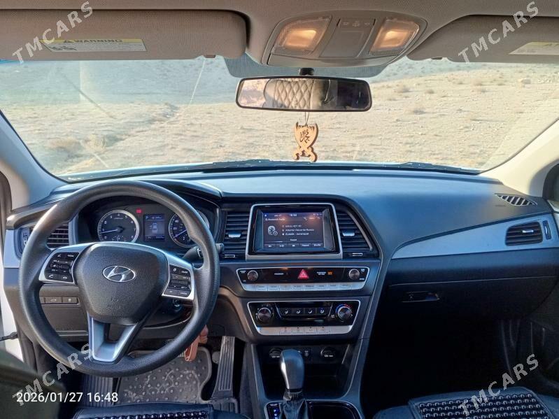 Hyundai Sonata 2019 - 215 000 TMT - Достлук - img 1