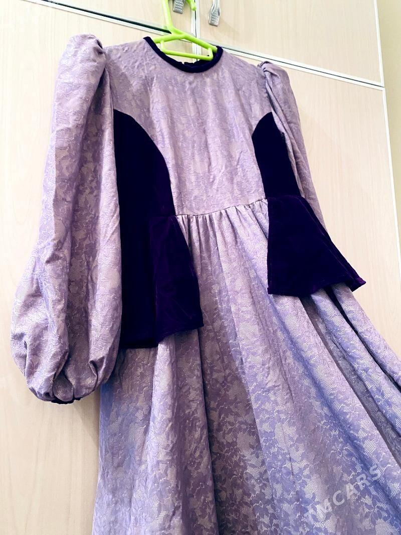 Satlyk köýnek - Гумдаг - img 1