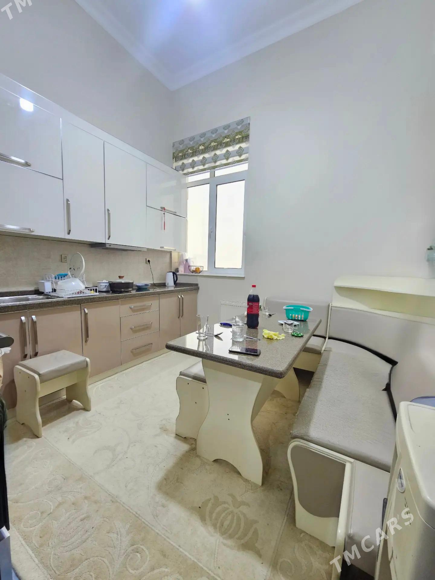 Elitka sowetskiy 3 komnat - Sowetskiý köç. (Garaşsyzlyk şaýoly) - img 1