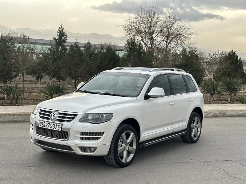Volkswagen Touareg 2009 - 245 000 TMT - Parahat 7 - img 1