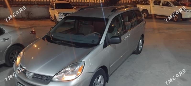Toyota Sienna 2005 - 260 000 TMT - Çärjew - img 1