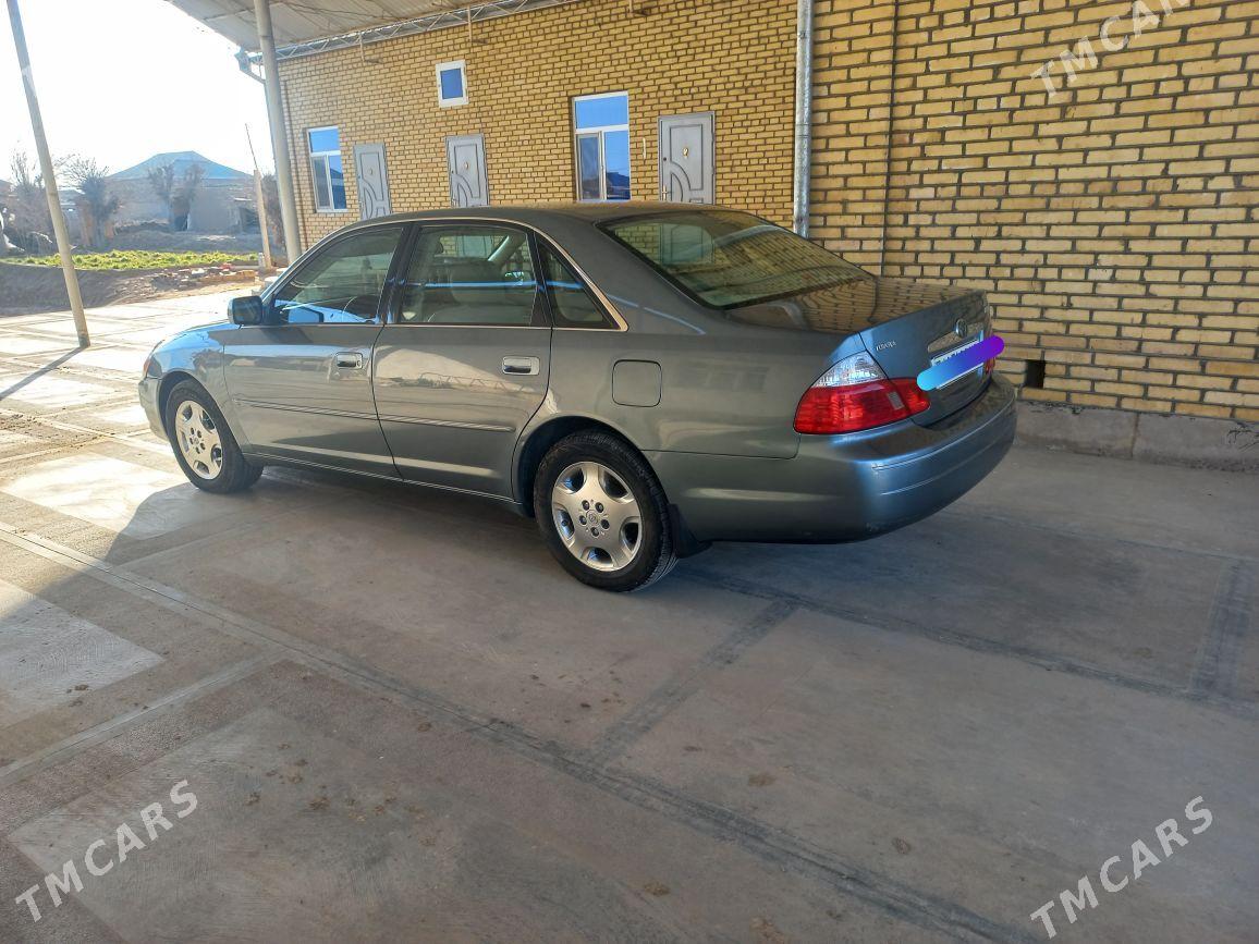 Toyota Avalon 2004 - 260 000 TMT - Мары - img 1