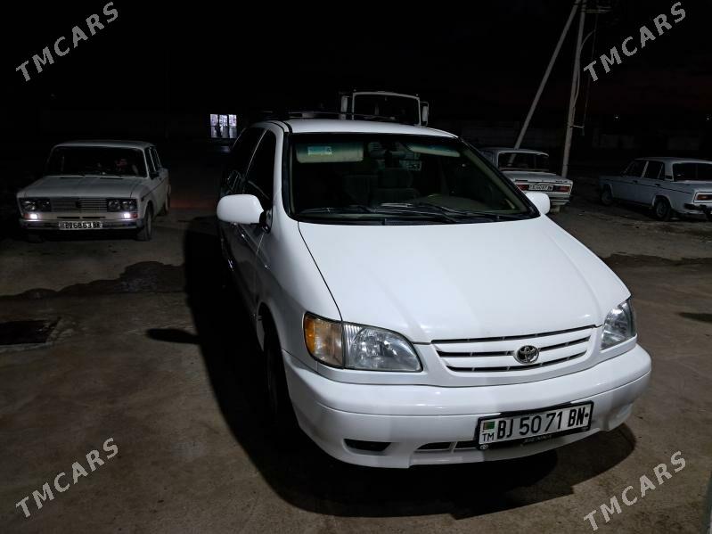 Toyota Sienna 2003 - 190 000 TMT - Гызыларбат - img 1