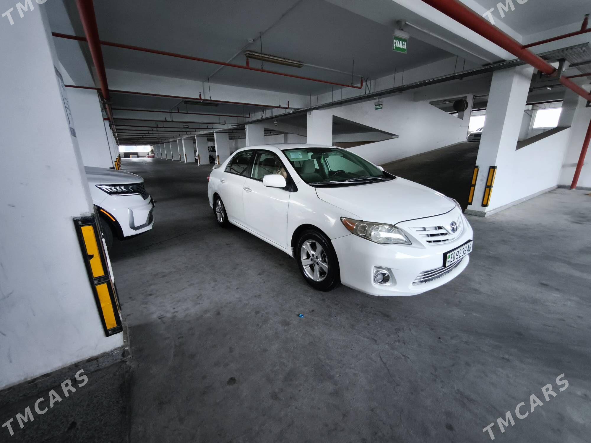 Toyota Corolla 2012 - 198 000 TMT - ул. Подвойского (Битарап Туркменистан шаёлы) - img 1