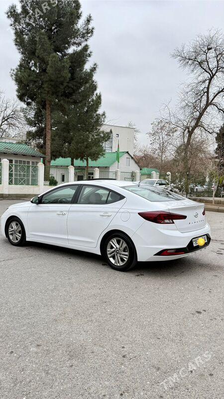 Hyundai Elantra 2019 - 235 000 TMT - Aşgabat - img 1
