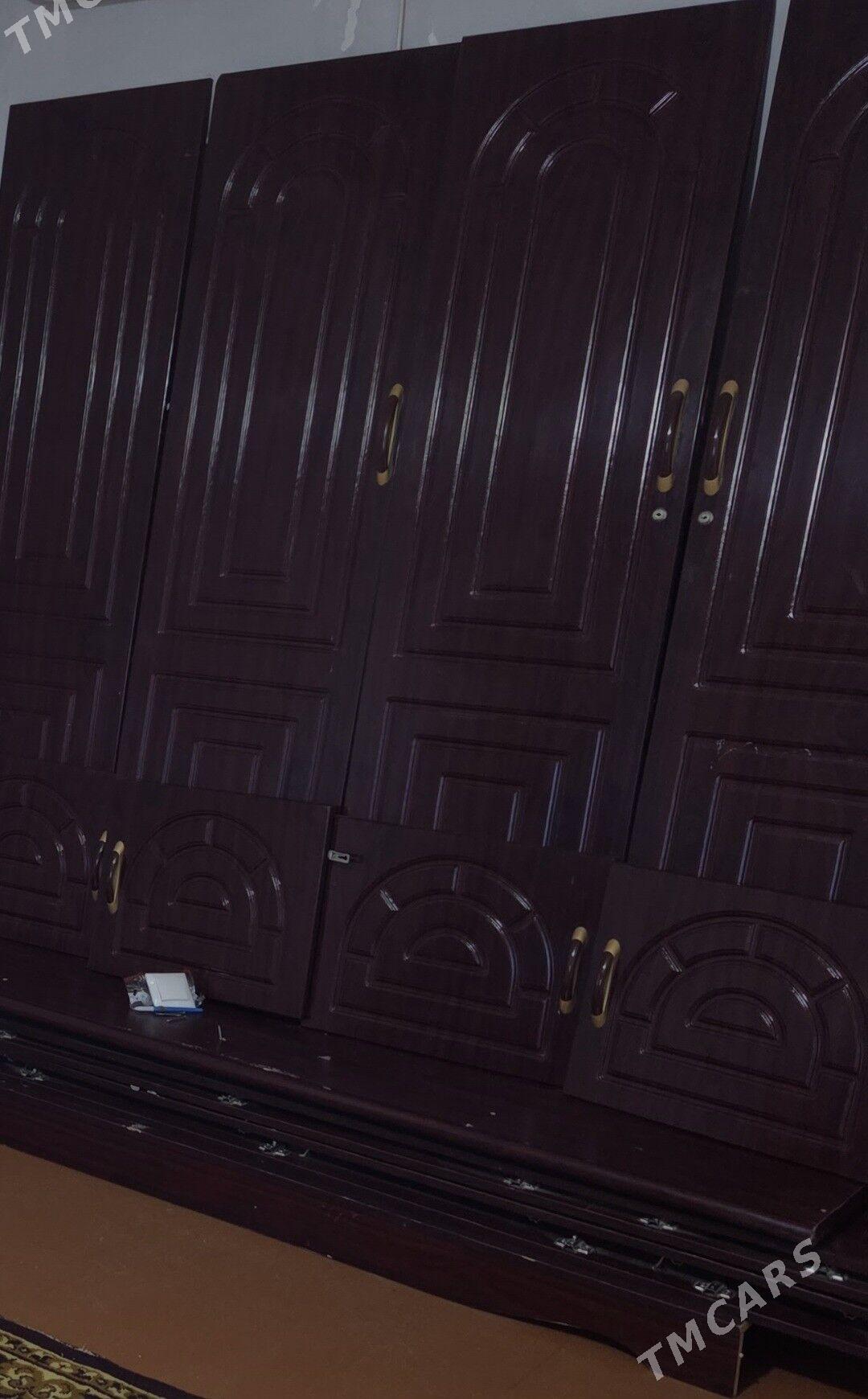 шифонер - Балканабат - img 1