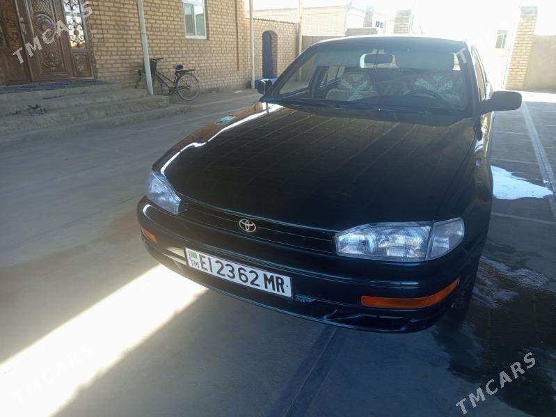 Toyota Camry 1993 - 90 000 TMT - Мургап - img 1