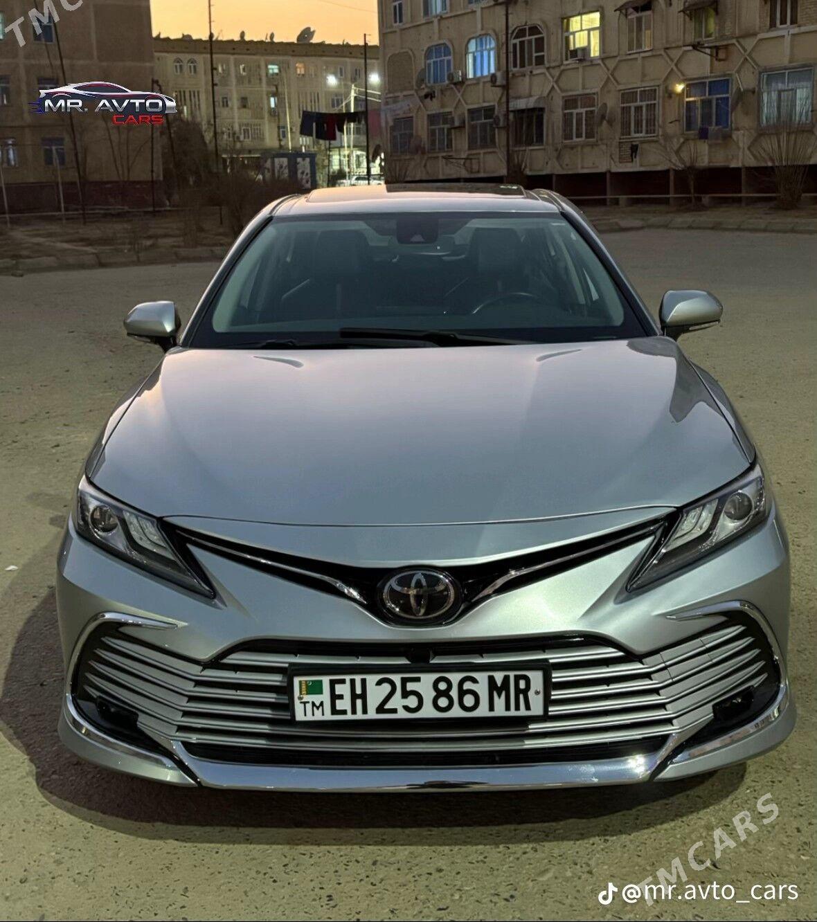 Toyota Camry 2023 - 330 000 TMT - Мары - img 1