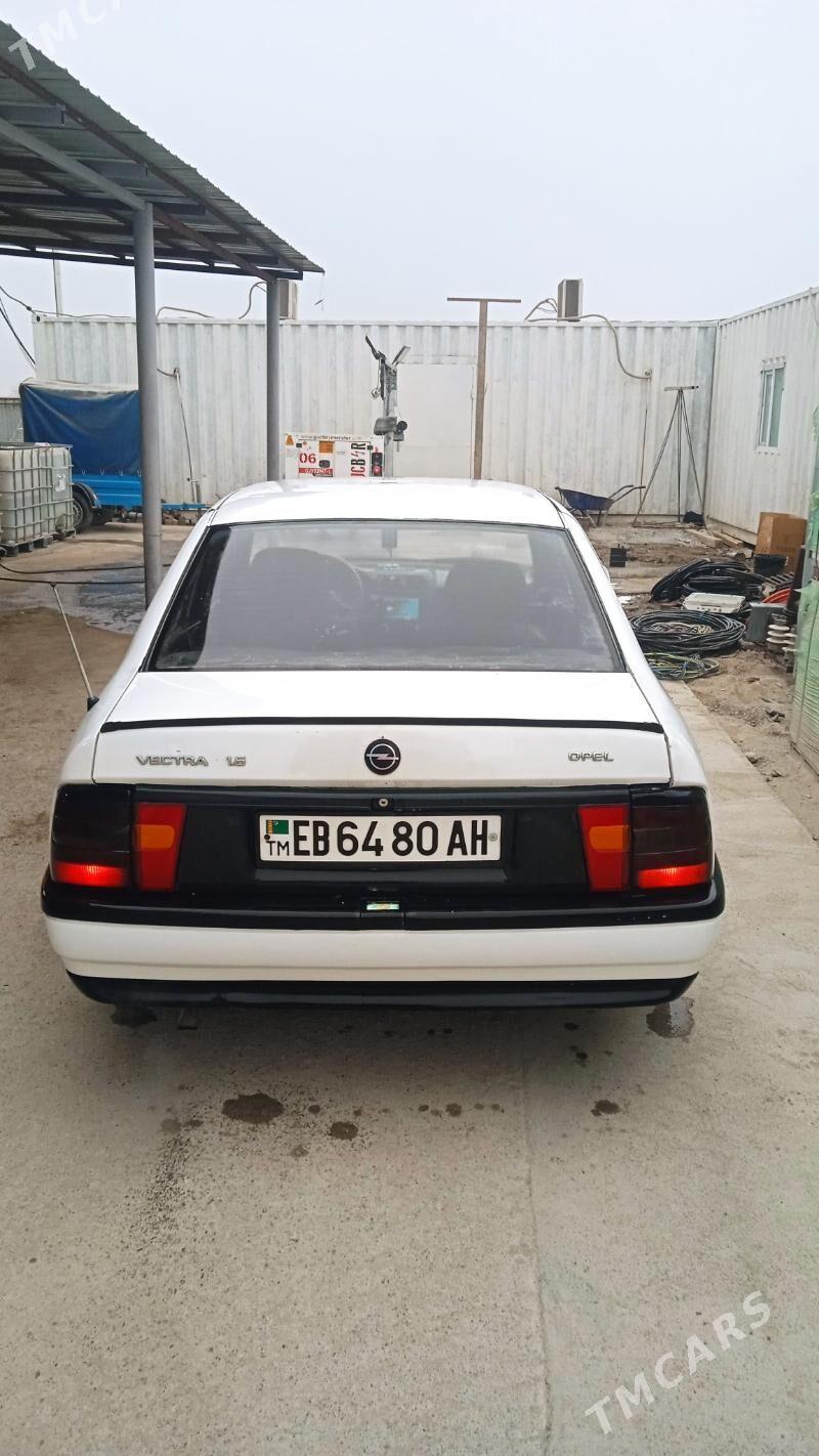 Opel Vectra 1991 - 45 000 TMT - Bagyr - img 1