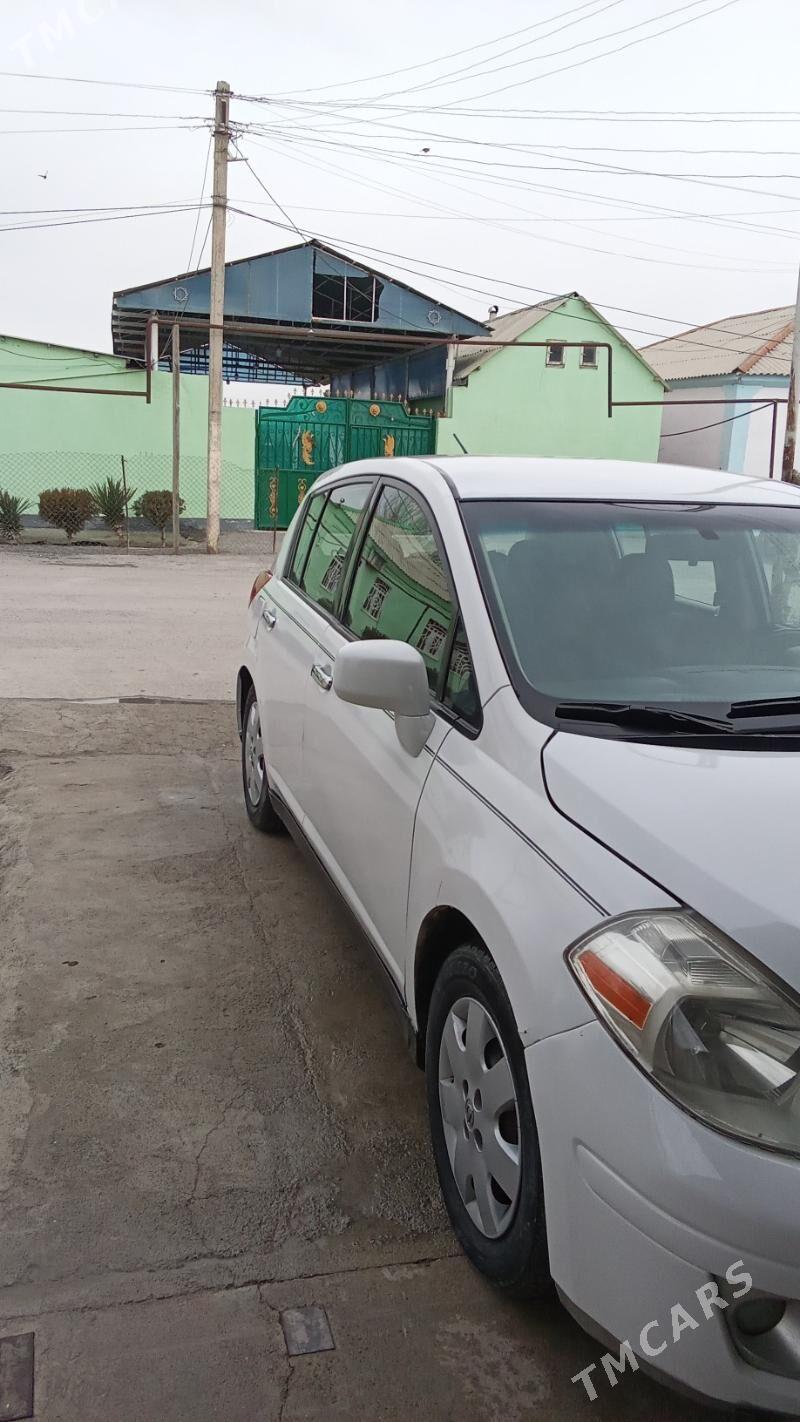 Nissan Versa 2009 - 118 000 TMT - Гёкдепе - img 1